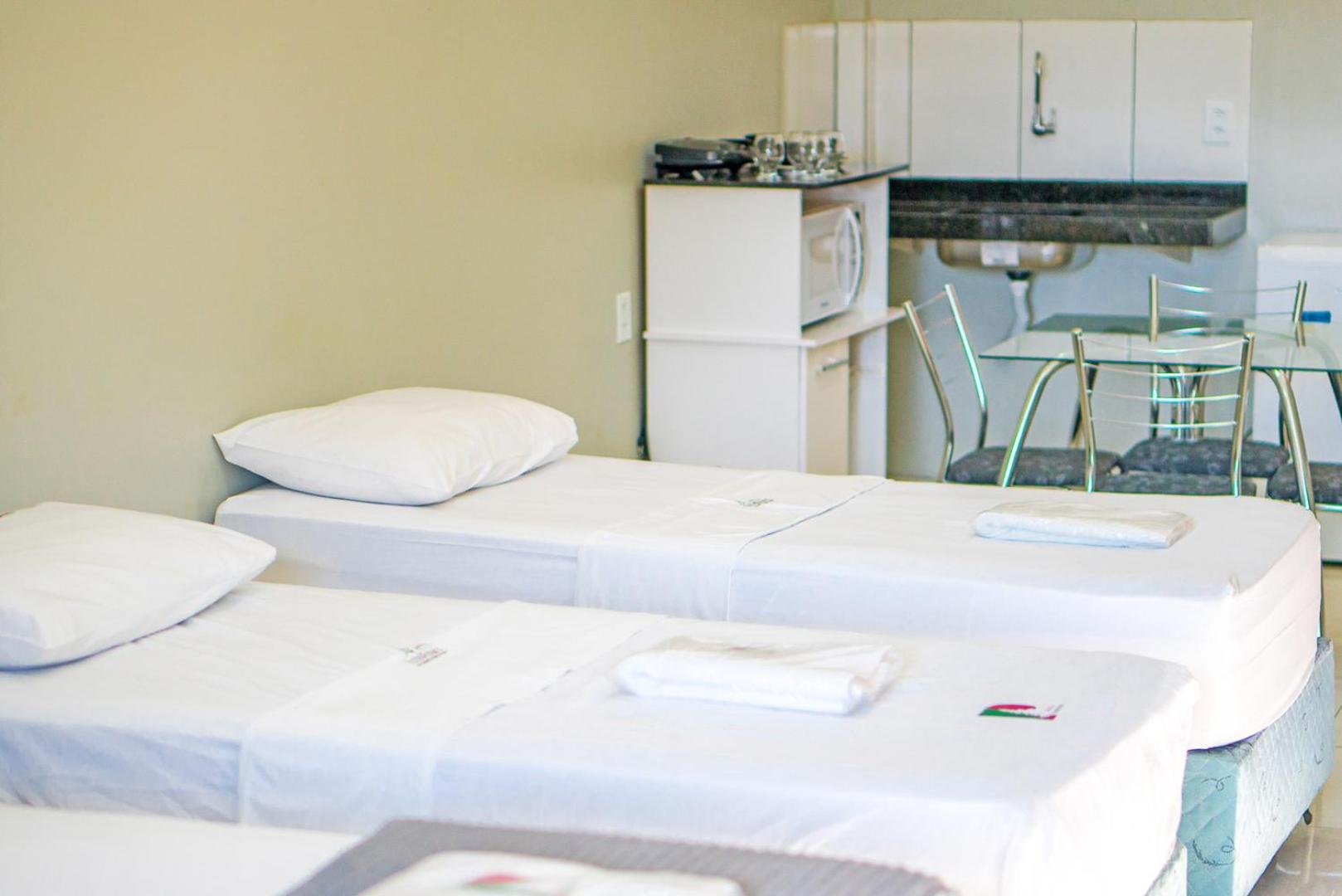 Pinheiro Flat Hotel Ibiapina Esterno foto